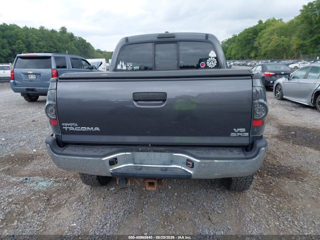 2011 Toyota Tacoma Base V6 მანქანა იყიდება აუქციონზე, vin: 3TMLU4EN3BM065700, აუქციონის ნომერი: 45965940