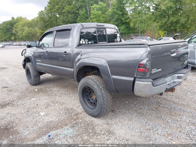 2011 Toyota Tacoma Base V6 მანქანა იყიდება აუქციონზე, vin: 3TMLU4EN3BM065700, აუქციონის ნომერი: 45965940