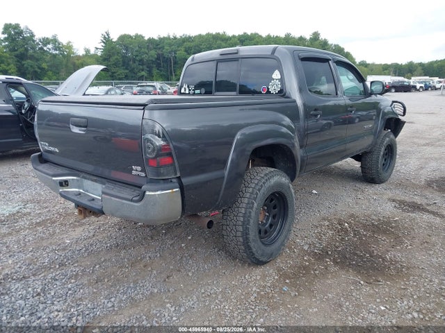 2011 Toyota Tacoma Base V6 მანქანა იყიდება აუქციონზე, vin: 3TMLU4EN3BM065700, აუქციონის ნომერი: 45965940