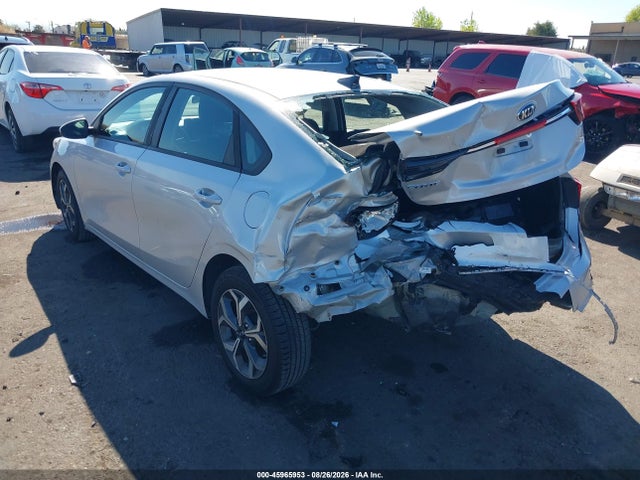 Aukcja sprzedaży 2021 Kia Forte Lxs, vin: 3KPF24AD1ME363952, numer aukcji: 45965953