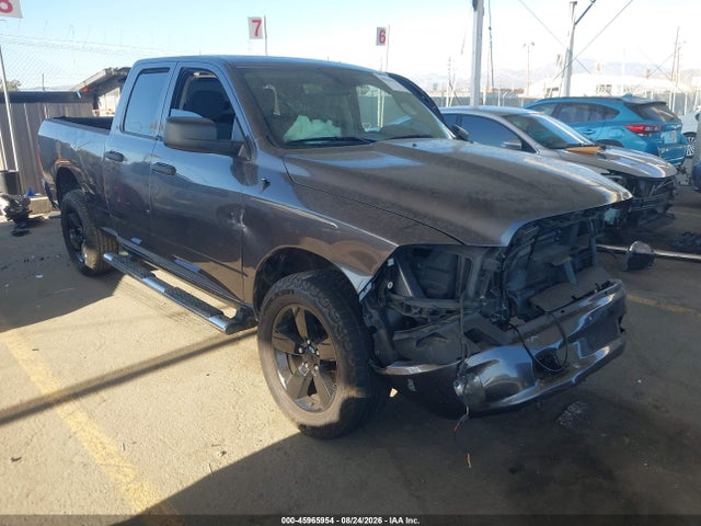 45965954 :رقم المزاد ، 1C6RR6FG5LS114550 vin ، 2020 Ram 1500 Classic Tradesman  4x2 6'4 Box مزاد بيع