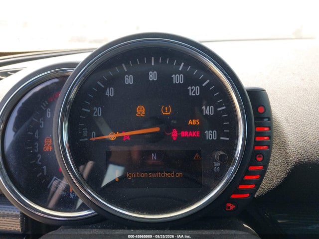 Mini Clubman Cooper 2016 WMWLN5C5XG2B35259 Image 7