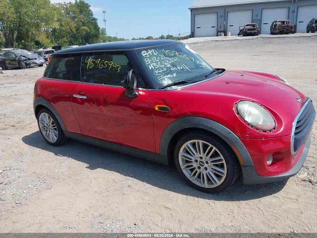 Auction sale of the 2017 Mini Hardtop Cooper, vin: WMWXP5C52H3C63552, lot number: 45965993