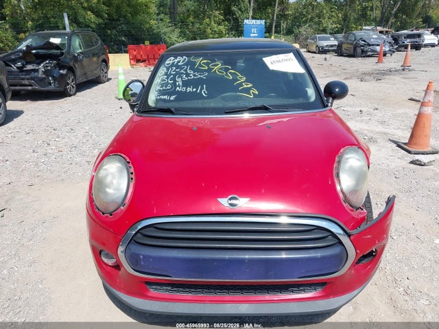 Продаж на аукціоні авто 2017 Mini Hardtop Cooper, vin: WMWXP5C52H3C63552, номер лоту: 45965993
