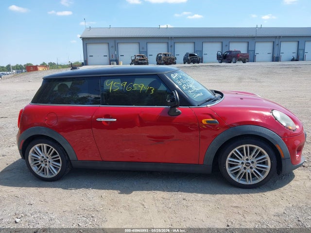 Продаж на аукціоні авто 2017 Mini Hardtop Cooper, vin: WMWXP5C52H3C63552, номер лоту: 45965993
