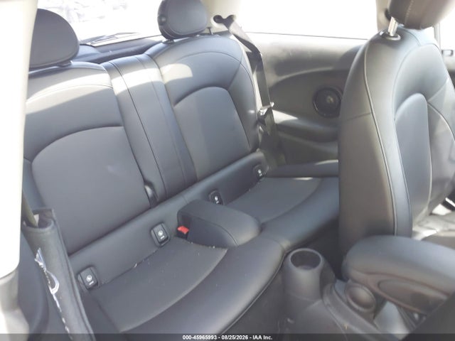 Продаж на аукціоні авто 2017 Mini Hardtop Cooper, vin: WMWXP5C52H3C63552, номер лоту: 45965993