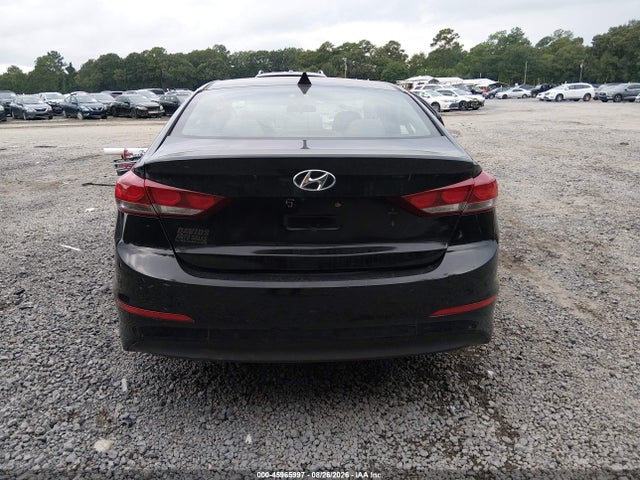 Продаж на аукціоні авто 2018 Hyundai Elantra Sel, vin: 5NPD84LFXJH390465, номер лоту: 45965997