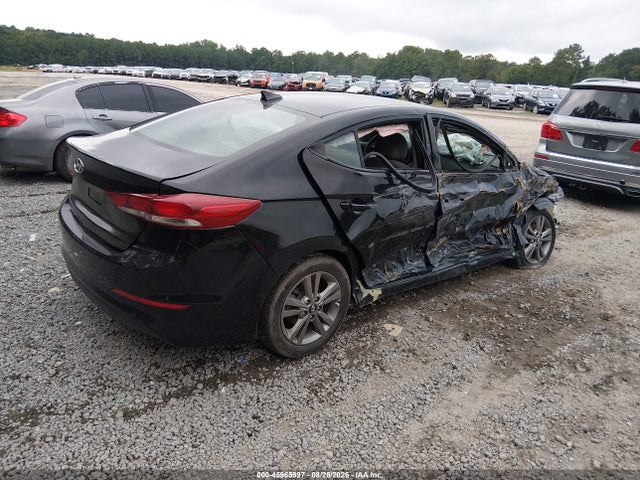 Продаж на аукціоні авто 2018 Hyundai Elantra Sel, vin: 5NPD84LFXJH390465, номер лоту: 45965997