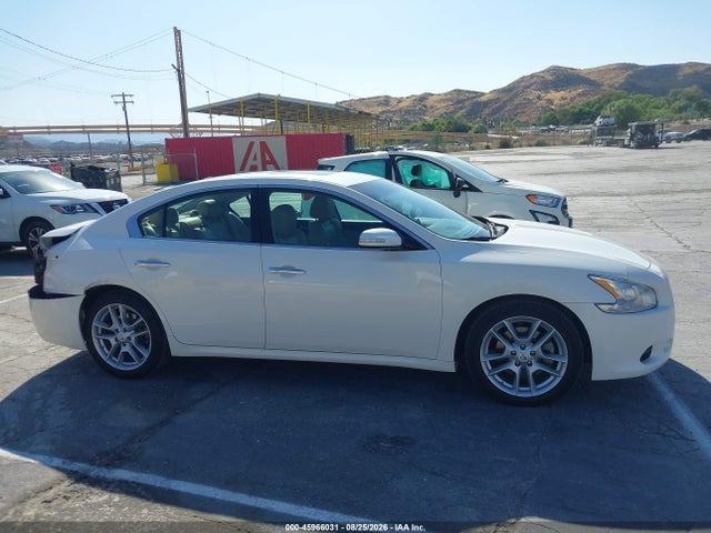 45966031 :رقم المزاد ، 1N4AA5AP8AC830421 vin ، 2010 Nissan Maxima 3.5 Sv مزاد بيع
