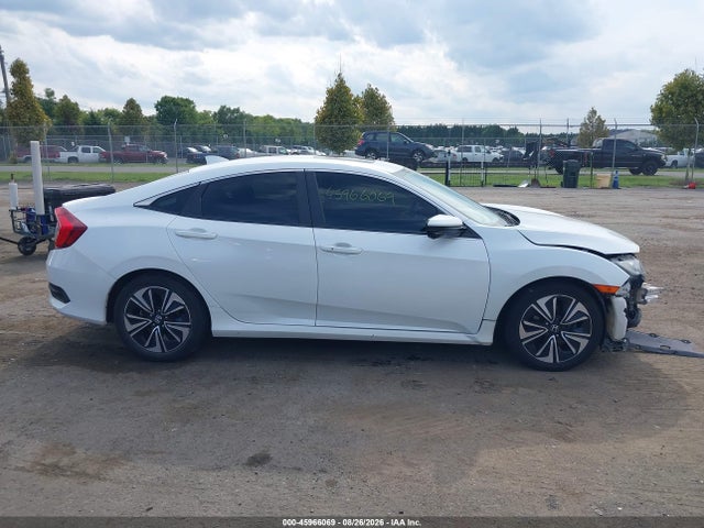 Продаж на аукціоні авто 2018 Honda Civic Ex-l, vin: JHMFC1F77JX041034, номер лоту: 45966069