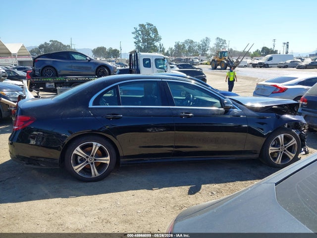 Продажа на аукционе авто 2019 Mercedes-benz E 300, vin: WDDZF4JB5KA678940, номер лота: 45966089