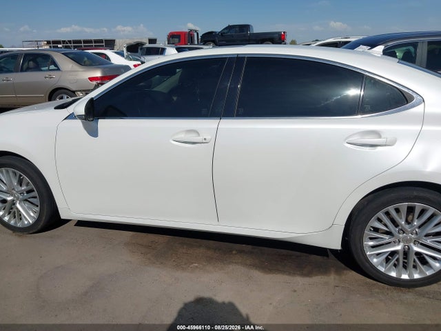 45966110 :رقم المزاد ، JTHBK1GG4D2045723 vin ، 2013 Lexus Es 350 مزاد بيع