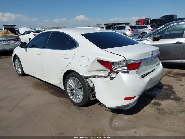 45966110 :رقم المزاد ، JTHBK1GG4D2045723 vin ، 2013 Lexus Es 350 مزاد بيع