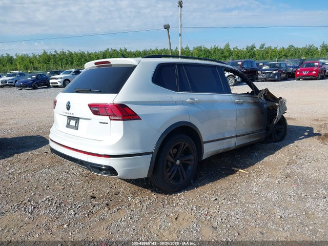 Aukcja sprzedaży 2024 Volkswagen Tiguan 2.0t Se R-line Black, vin: 3VV8B7AX0RM079098, numer aukcji: 45966143