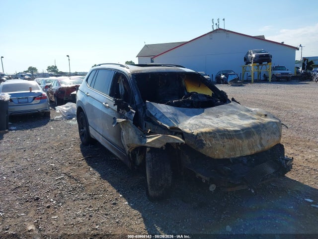 Aukcja sprzedaży 2024 Volkswagen Tiguan 2.0t Se R-line Black, vin: 3VV8B7AX0RM079098, numer aukcji: 45966143