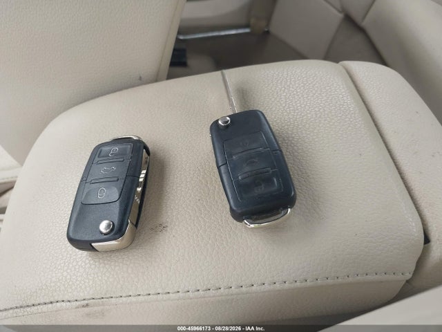Продажа на аукционе авто 2008 Volkswagen Eos Komfort/turbo, vin: WVWBA71F58V053342, номер лота: 45966173