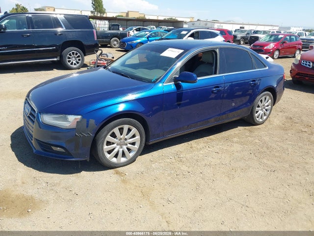 Aukcja sprzedaży 2013 Audi A4 2.0t Premium, vin: WAUAFAFL2DA180122, numer aukcji: 45966175