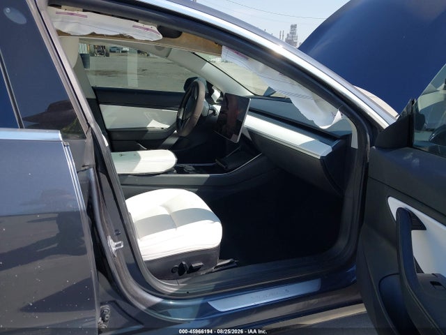 Tesla Model 3 Long Range Dual Motor All-wheel Drive 2020 5YJ3E1EB3LF801574 Image 5