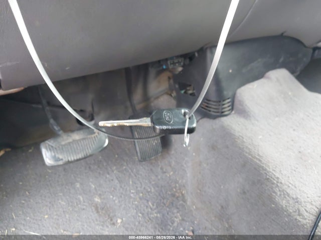 45966241 :رقم المزاد ، 1FTRW07672KE13461 vin ، 2002 Ford F-150 Lariat/xlt مزاد بيع