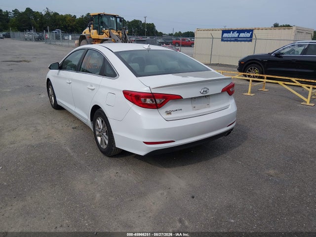 Hyundai SONATA SE 2016 5NPE24AFXGH279092 Image 3