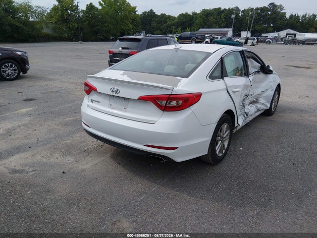 Hyundai SONATA SE 2016 5NPE24AFXGH279092 Image 4