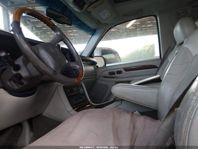 Продажа на аукционе авто 2002 Cadillac Escalade Standard, vin: 1GYEC63T22R186252, номер лота: 45966272