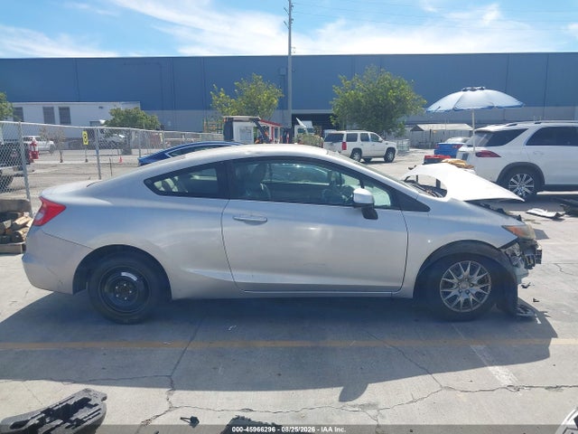 Продажа на аукционе авто 2012 Honda Civic Lx, vin: 2HGFG3B53CH530819, номер лота: 45966296
