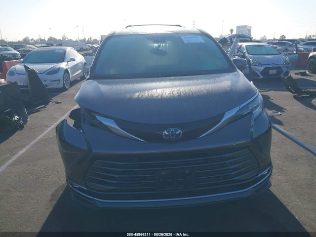 45966311 :رقم المزاد ، 5TDZRKECXMS057935 vin ، 2021 Toyota Sienna Limited مزاد بيع