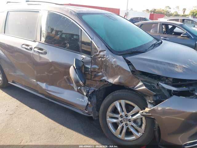 45966311 :رقم المزاد ، 5TDZRKECXMS057935 vin ، 2021 Toyota Sienna Limited مزاد بيع