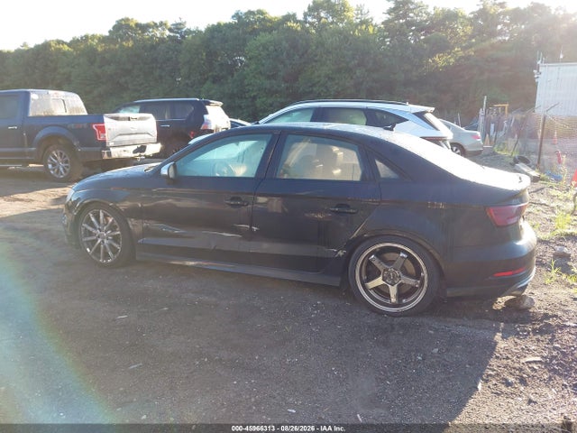 2017 Audi S3 2.0t Premium Plus მანქანა იყიდება აუქციონზე, vin: WAUB1GFF1H1012204, აუქციონის ნომერი: 45966313