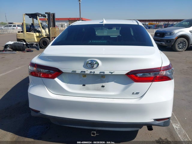 Toyota CAMRY LE 2022 4T1C11AK9NU025331 Image 17