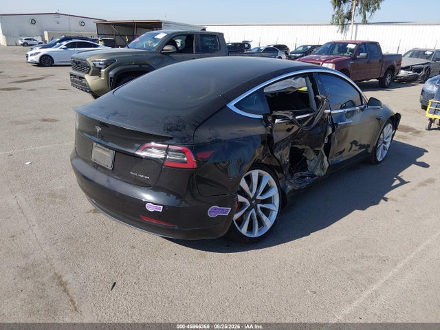 Продаж на аукціоні авто 2018 Tesla Model 3 Long Range/performance, vin: 5YJ3E1EB6JF082673, номер лоту: 45966368