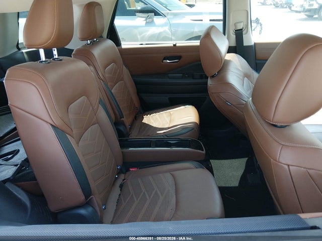 2022 Nissan Pathfinder Platinum 2wd მანქანა იყიდება აუქციონზე, vin: 5N1DR3DH3NC208187, აუქციონის ნომერი: 45966391