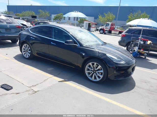 Продаж на аукціоні авто 2018 Tesla Model 3 Long Range/mid Range, vin: 5YJ3E1EA3JF023507, номер лоту: 45966438