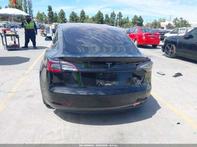 Продажа на аукционе авто 2018 Tesla Model 3 Long Range/mid Range, vin: 5YJ3E1EA3JF023507, номер лота: 45966438