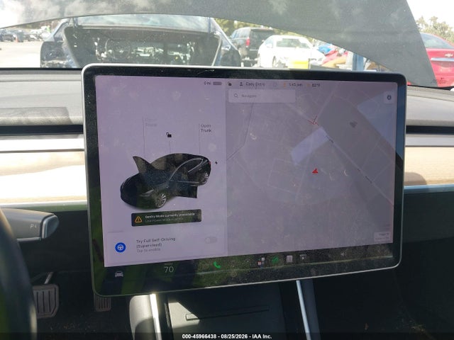 Продажа на аукционе авто 2018 Tesla Model 3 Long Range/mid Range, vin: 5YJ3E1EA3JF023507, номер лота: 45966438