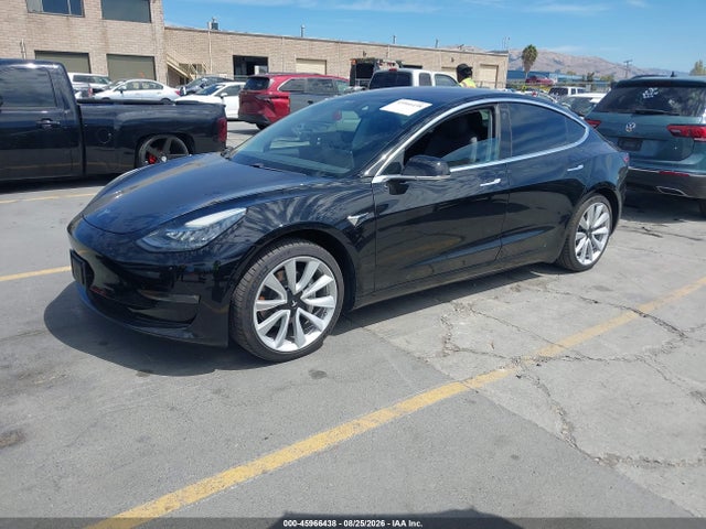 Продажа на аукционе авто 2018 Tesla Model 3 Long Range/mid Range, vin: 5YJ3E1EA3JF023507, номер лота: 45966438