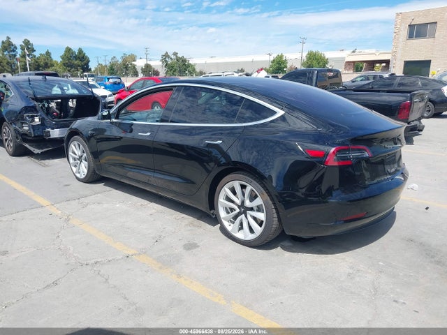 Продажа на аукционе авто 2018 Tesla Model 3 Long Range/mid Range, vin: 5YJ3E1EA3JF023507, номер лота: 45966438