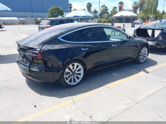 Продажа на аукционе авто 2018 Tesla Model 3 Long Range/mid Range, vin: 5YJ3E1EA3JF023507, номер лота: 45966438