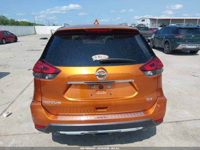 Nissan ROGUE SV 2018 5N1AT2MT1JC840666 Image 16