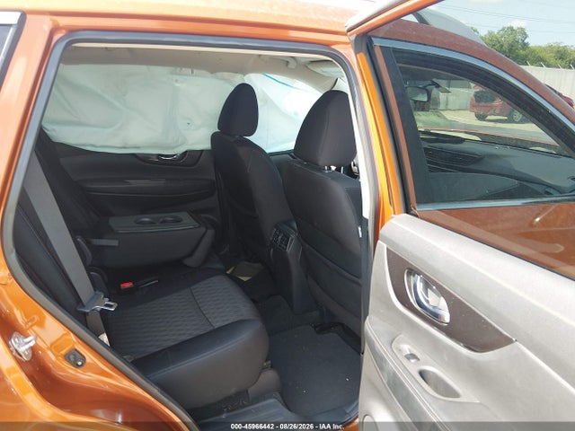 Nissan ROGUE SV 2018 5N1AT2MT1JC840666 Image 8