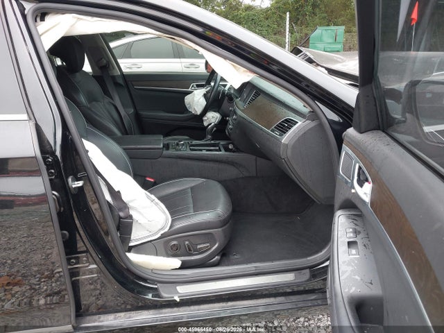 Hyundai Genesis 3.8 2016 KMHGN4JE7GU106669 Image 5