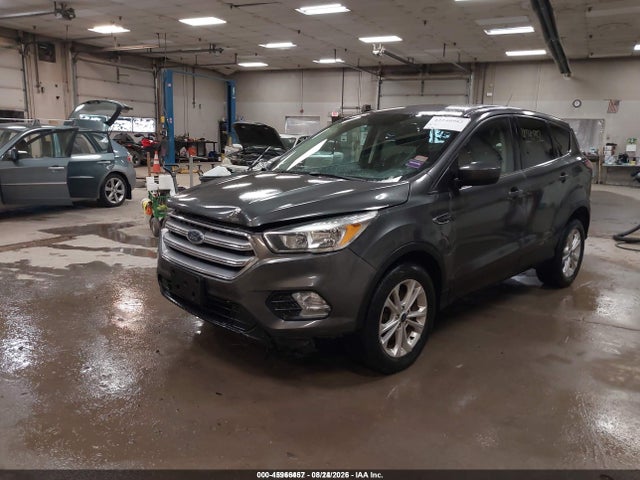 Продажа на аукционе авто 2017 Ford Escape Se, vin: 1FMCU9GD7HUC69966, номер лота: 45966457