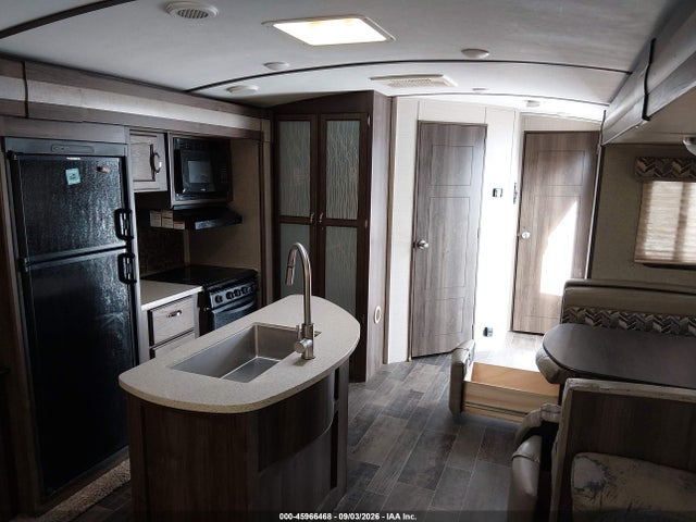 Keystone Rv Other 2019 4YDT34R24KD430977 Image 8