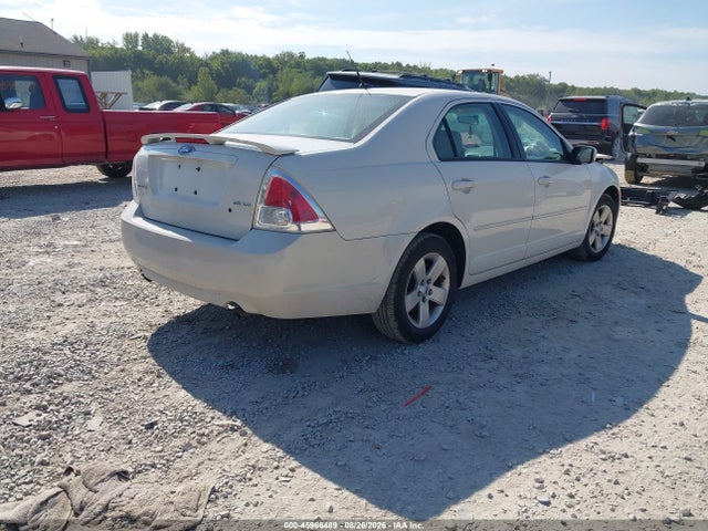 45966489 :رقم المزاد ، 3FAHP07158R114378 vin ، 2008 Ford Fusion Se مزاد بيع
