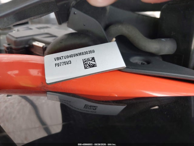 KTM 890 Duke R 2022 VBKTU9409NM830359 Image 10