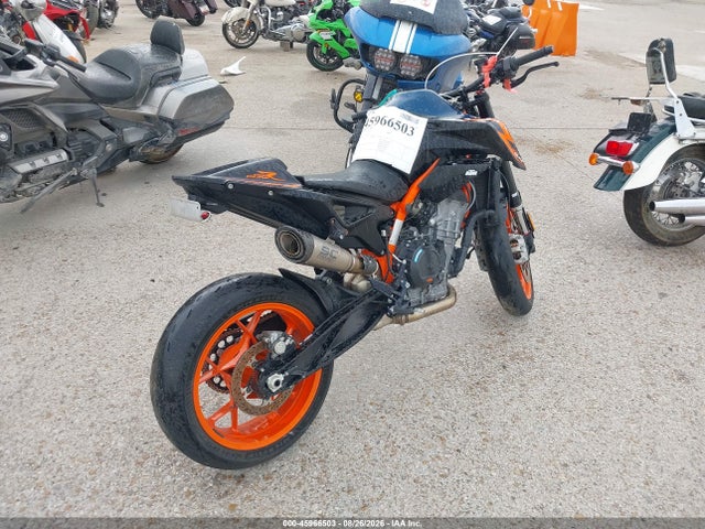 KTM 890 Duke R 2022 VBKTU9409NM830359 Image 4