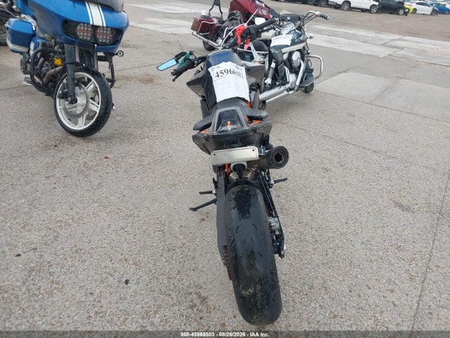 KTM 890 Duke R 2022 VBKTU9409NM830359 Image 6