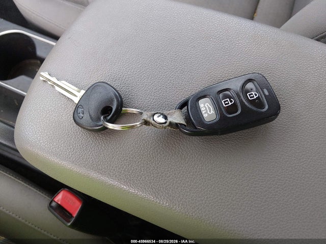 Продаж на аукціоні авто 2017 Hyundai Elantra Se, vin: KMHD84LF7HU222469, номер лоту: 45966534
