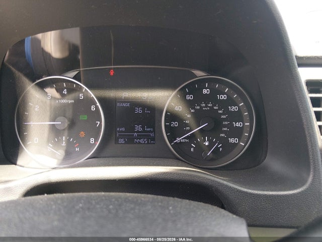 Продаж на аукціоні авто 2017 Hyundai Elantra Se, vin: KMHD84LF7HU222469, номер лоту: 45966534
